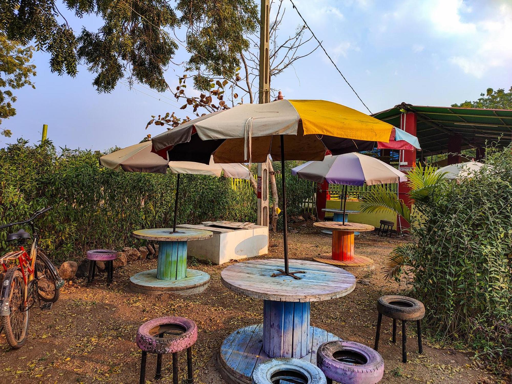 Van Vagdo Resort Rajpipla 외부 사진